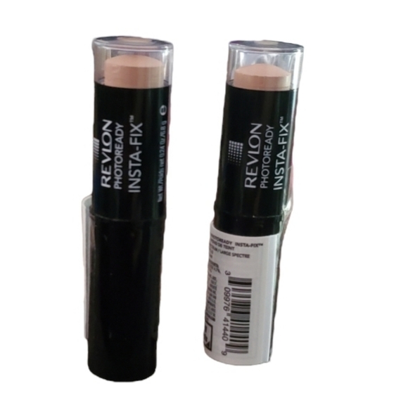 Revlon PhotoReady Insta-Fix Makeup, Nude - Picture 2 of 3